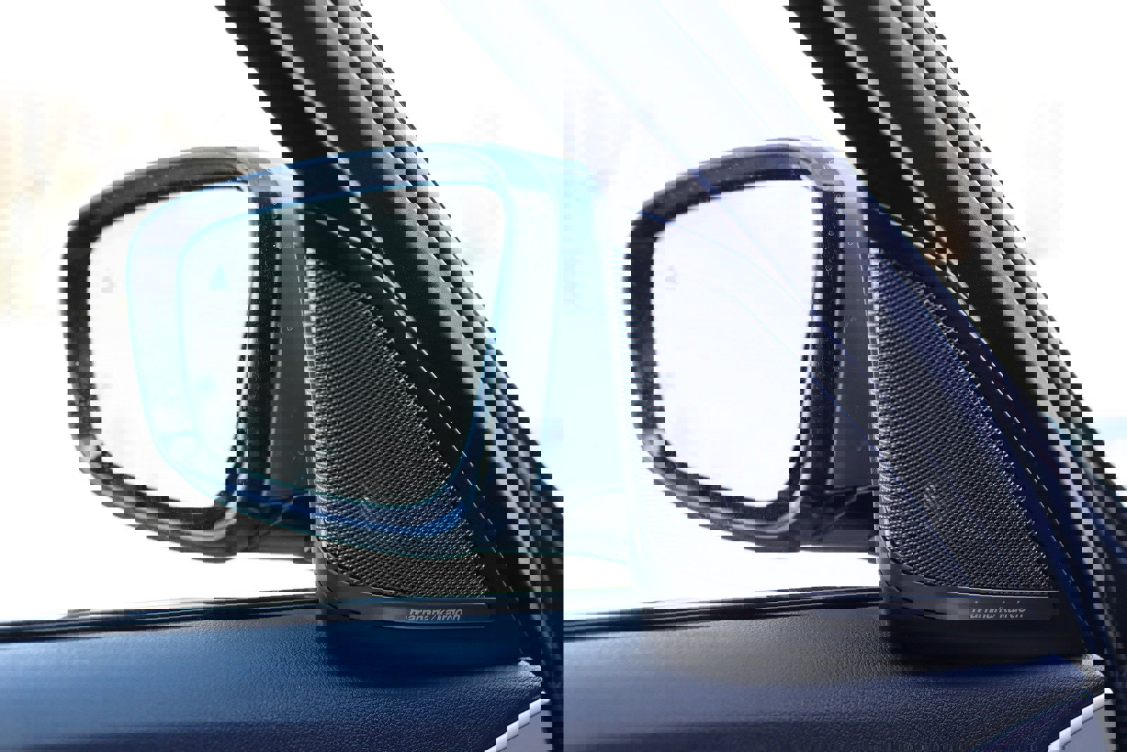 Used 2021 BMW 530i w/ M Sport Package image 23