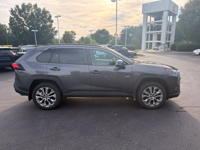 Used 2024 Toyota RAV4 XLE Premium w/ Weather Package AWD/4WD image 5