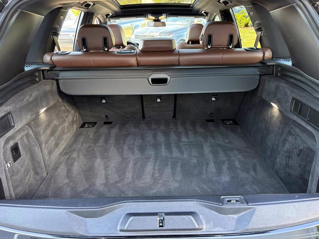Used 2023 BMW X5 xDrive40i w/ Premium Package image 9
