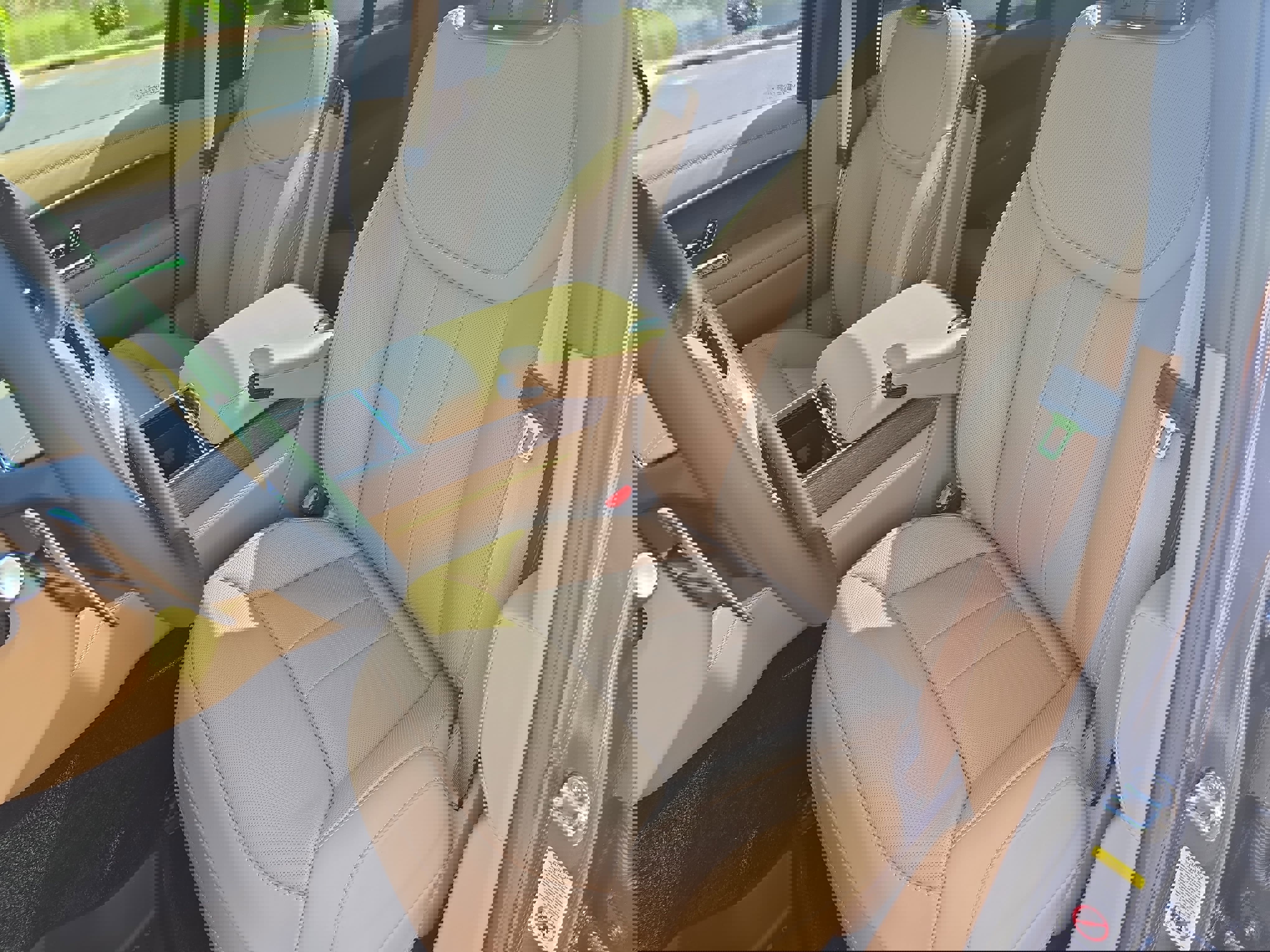 New 2026 Land Rover Range Rover Long Wheelbase SE image 15