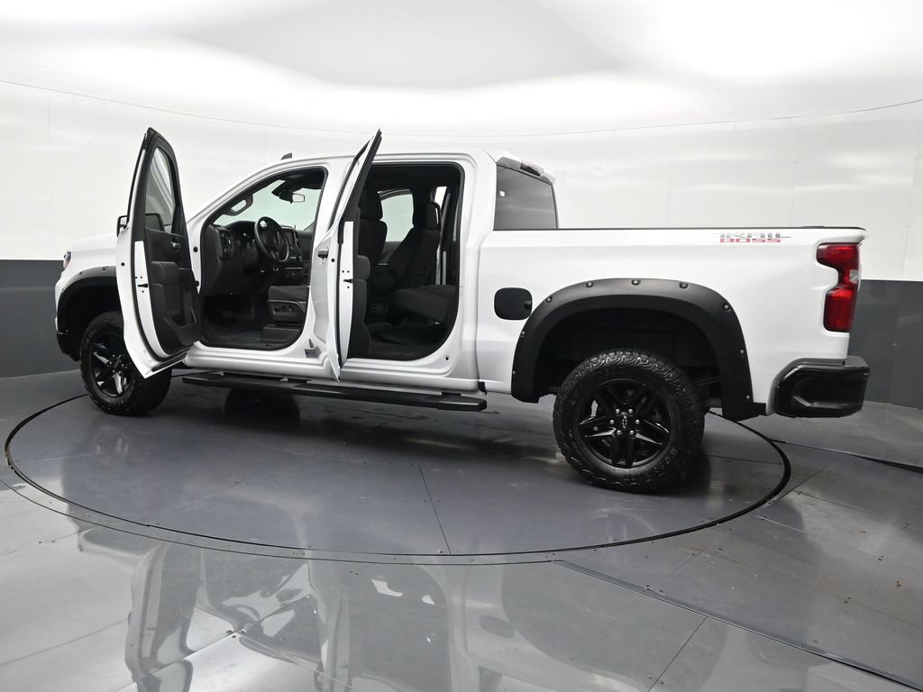 Used 2024 Chevrolet Silverado 1500 Custom Trail Boss AWD/4WD image 34