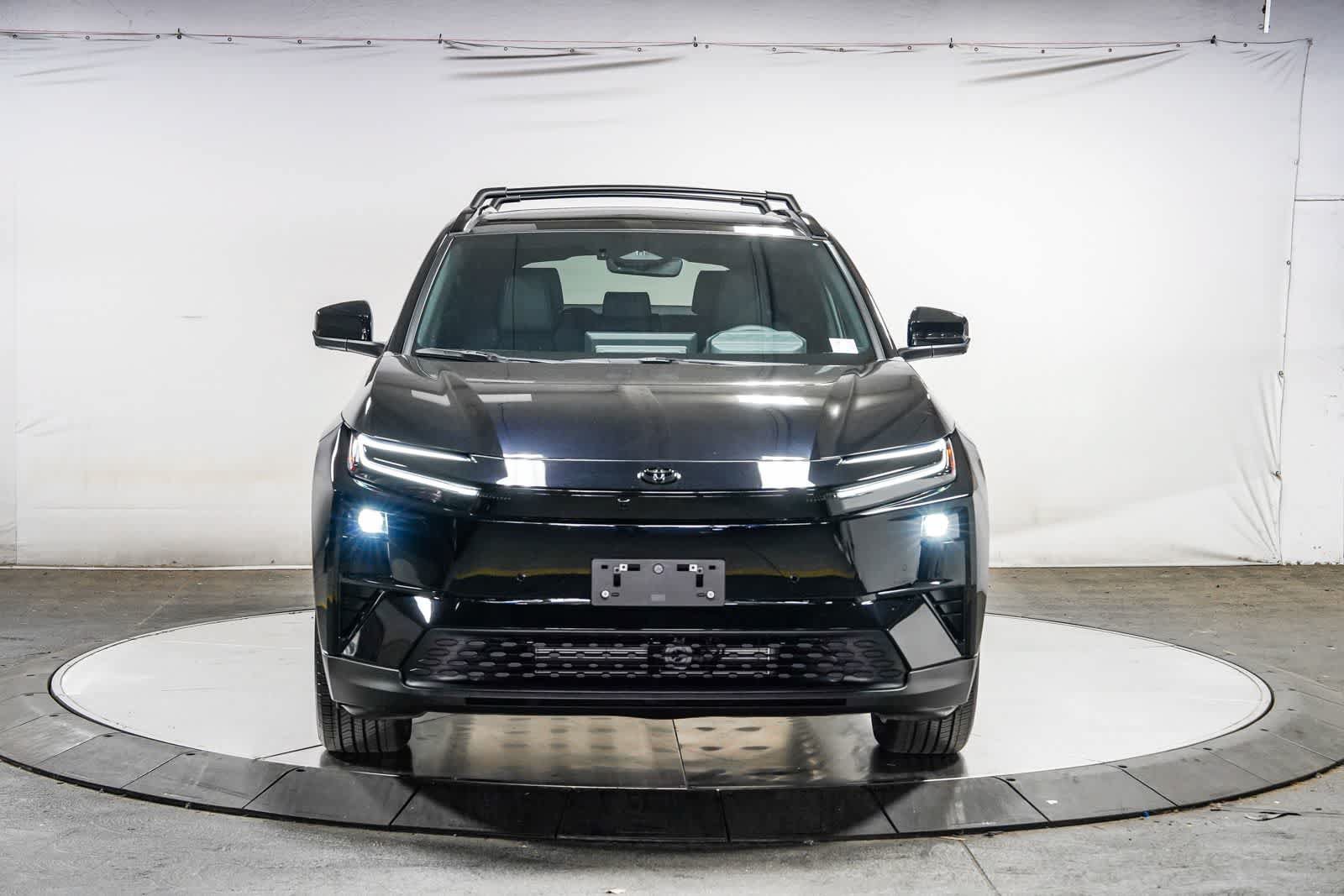 Certified 2026 Toyota C-HR AWD/4WD image 7