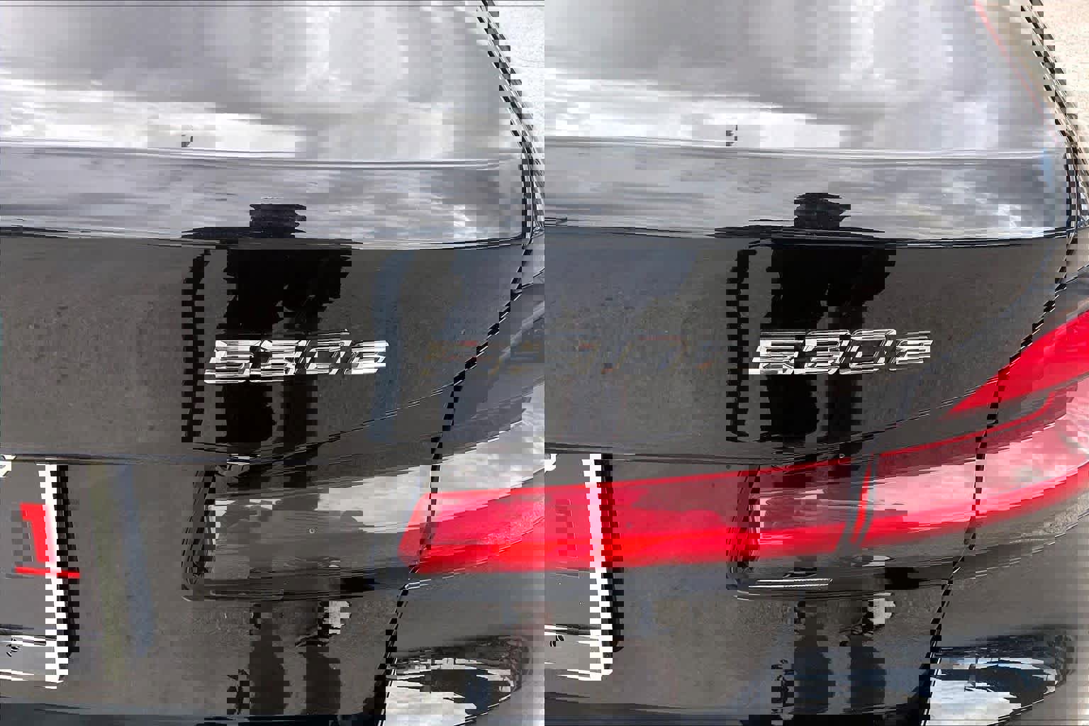 Used 2021 BMW 530e w/ Parking Assistance Package image 10