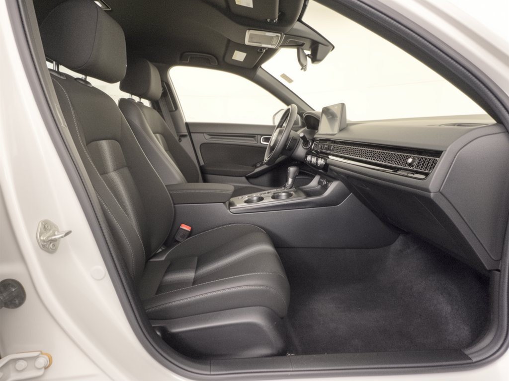 Used 2025 Honda Civic Sport image 30