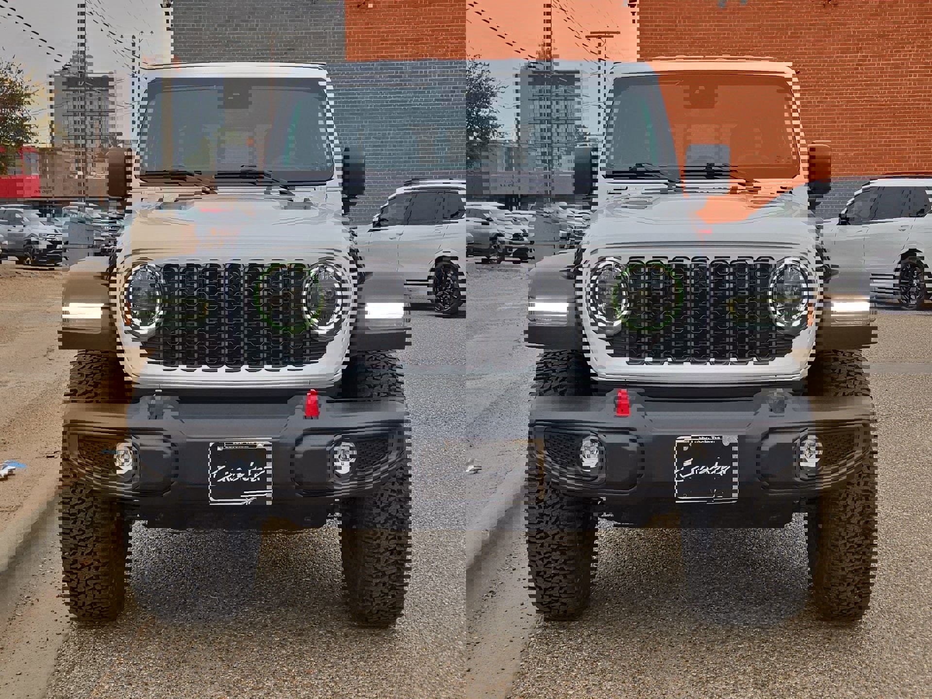 Used 2024 Jeep Gladiator Rubicon w/ Technology Group image 10