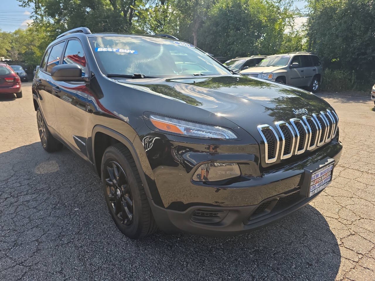 Used 2017 Jeep Cherokee Sport AWD/4WD image 5