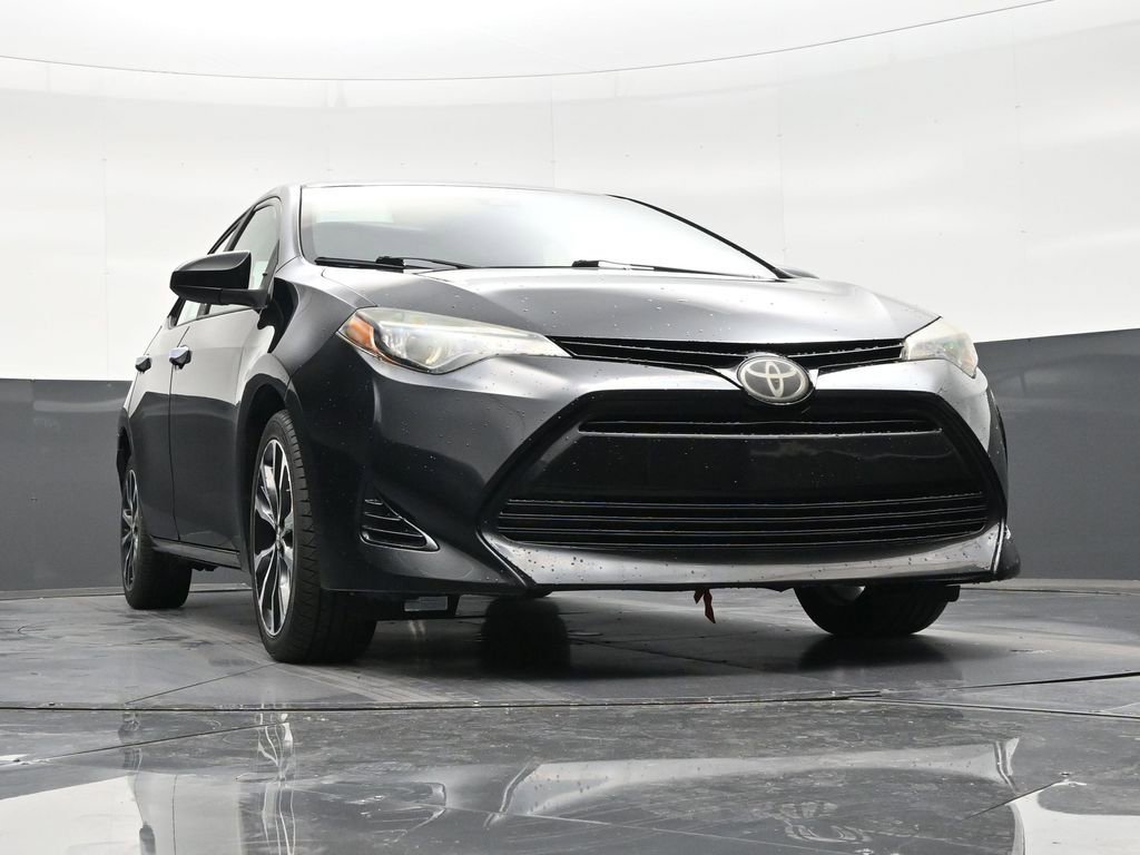Used 2018 Toyota Corolla LE image 27