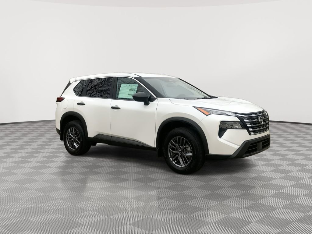 Certified 2025 Nissan Rogue S image 13