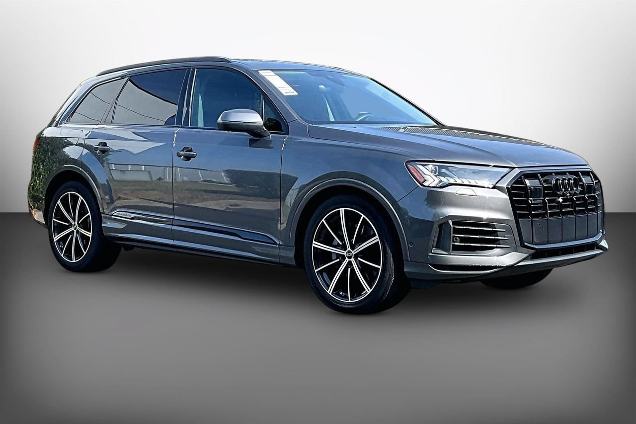Used 2024 Audi Q7 3.0T Prestige