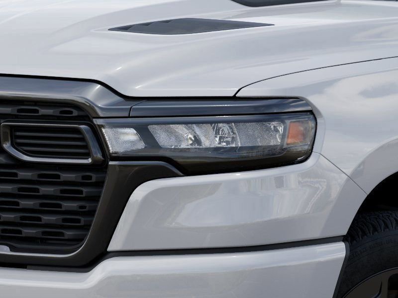 New 2026 RAM 1500 Express AWD/4WD image 10