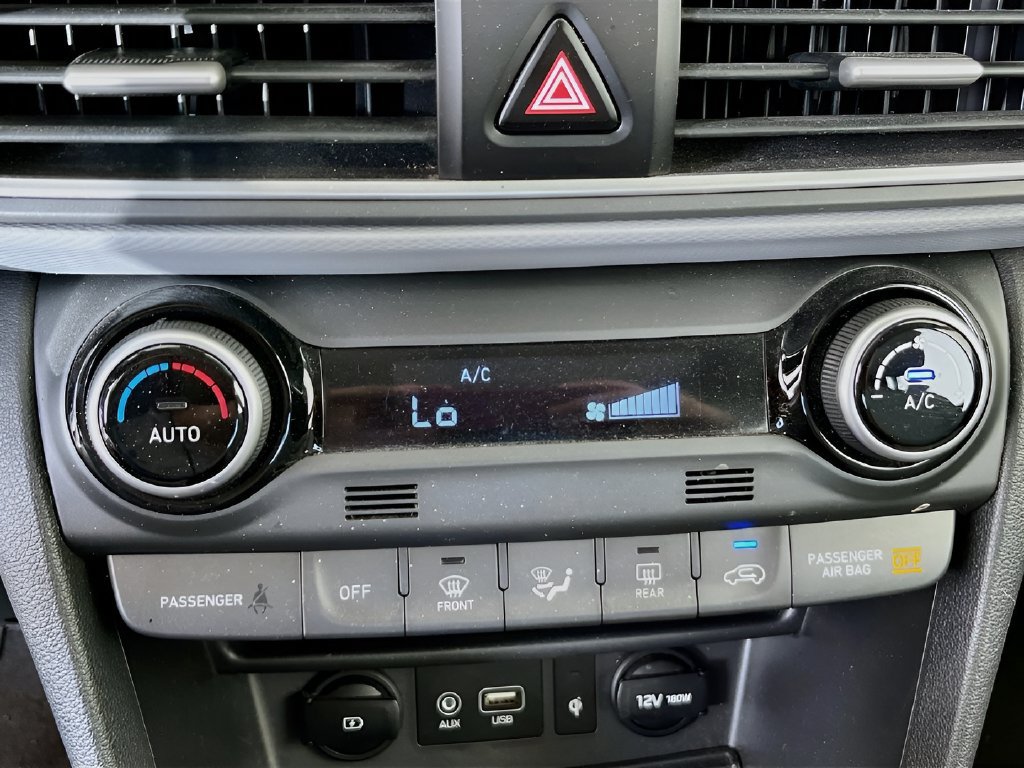 Used 2020 Hyundai Kona Limited FWD image 15