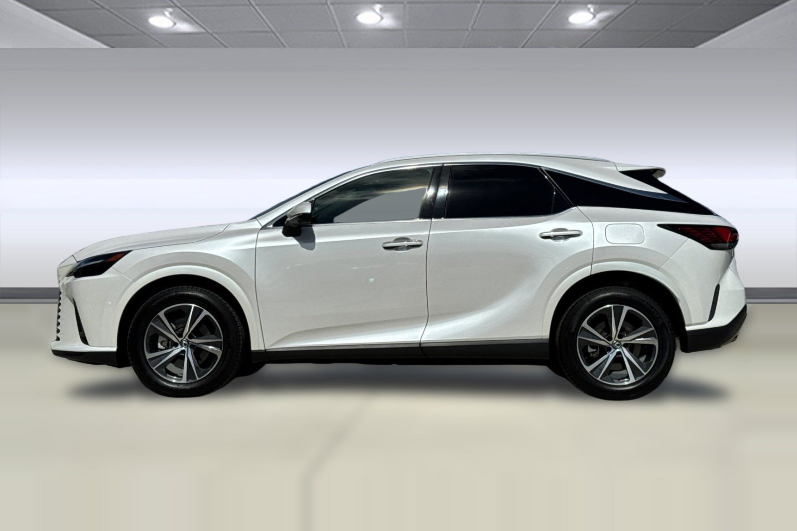 Certified 2024 Lexus RX 350 Premium w/ Convenience Package FWD image 2