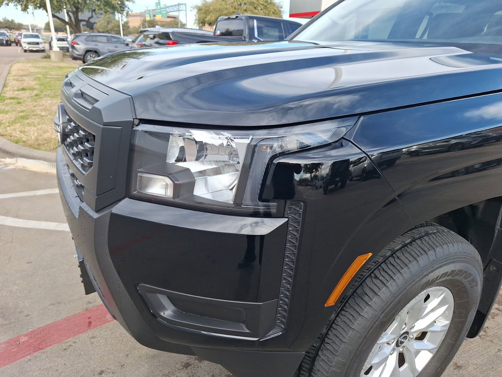 Used 2025 Nissan Frontier S image 10