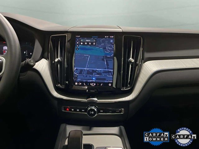 Used 2025 Volvo XC60 B5 Plus image 14