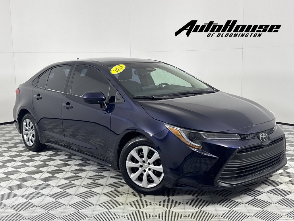 Used 2023 Toyota Corolla LE image 1