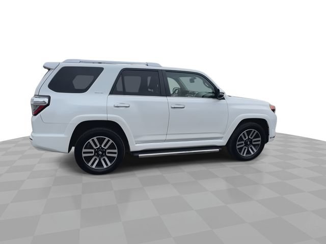 Used 2018 Toyota 4Runner Limited AWD/4WD image 9