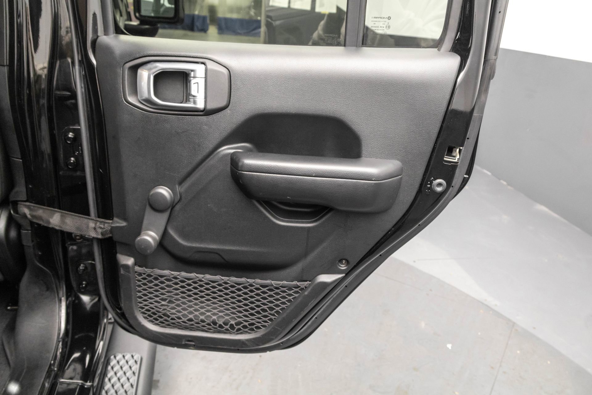 Used 2021 Jeep Gladiator Sport image 37