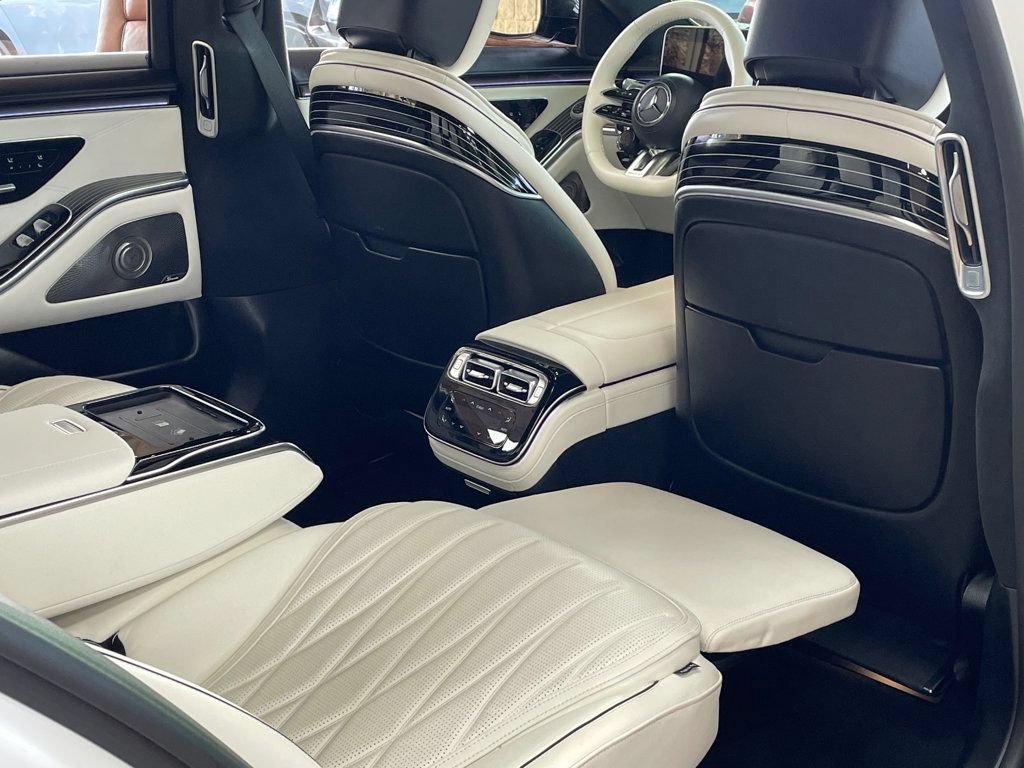 Used 2026 Mercedes-Benz S 63 AMG S image 28