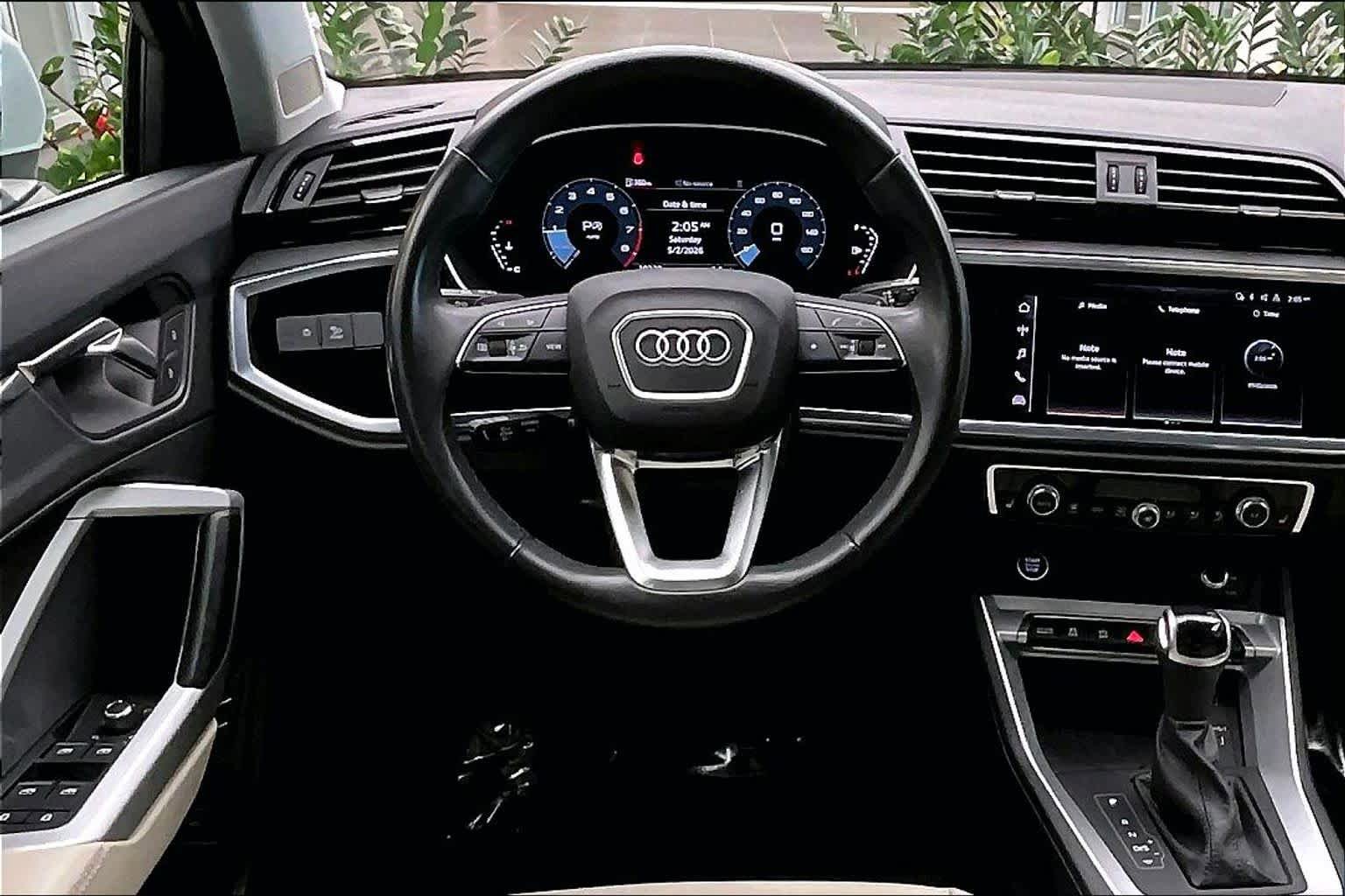 Certified 2024 Audi Q3 2.0T Premium w/ Convenience Package AWD/4WD image 6