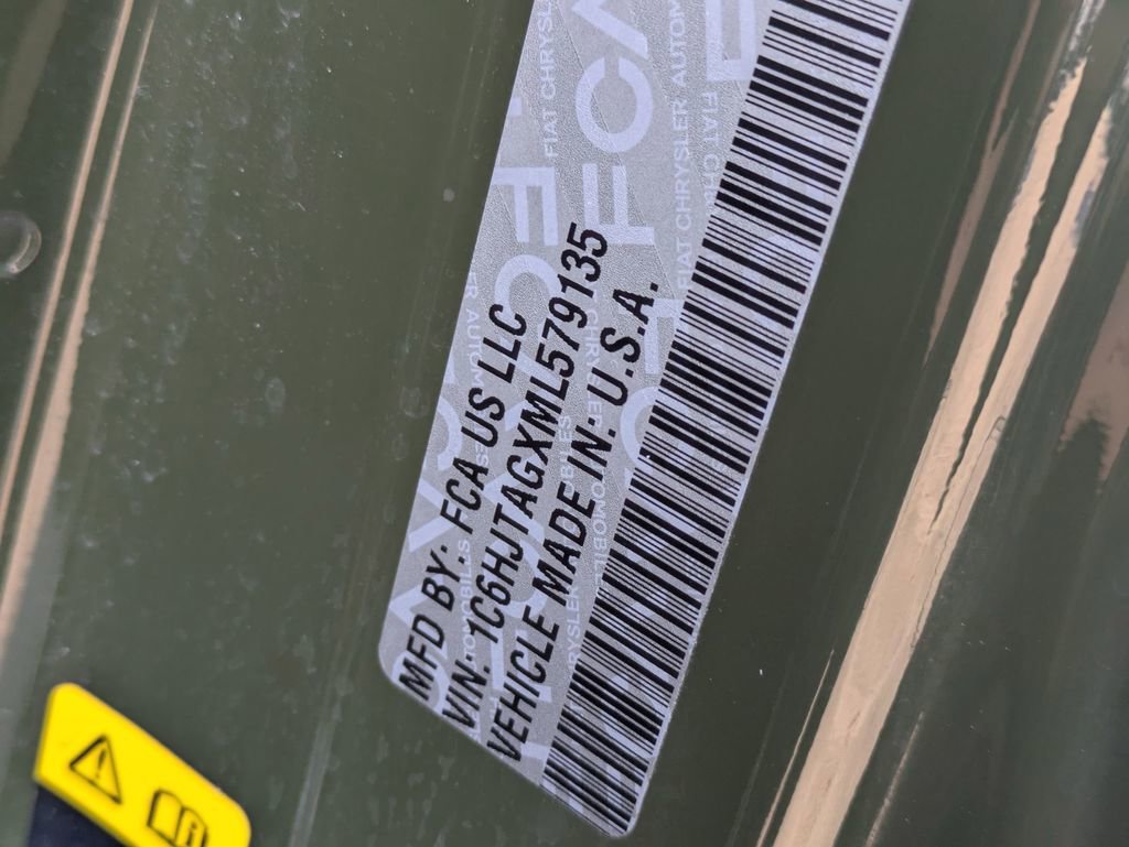 Used 2021 Jeep Gladiator Sport image 32