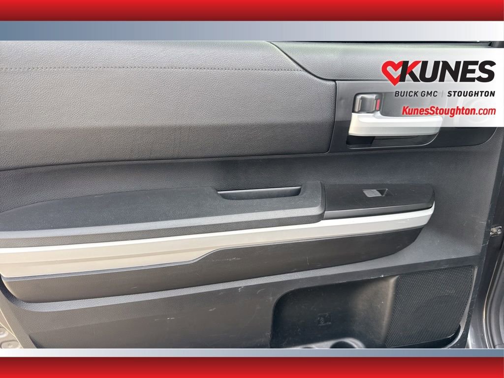 Used 2018 Toyota Tundra SR5 w/ TRD Off Road Package image 33