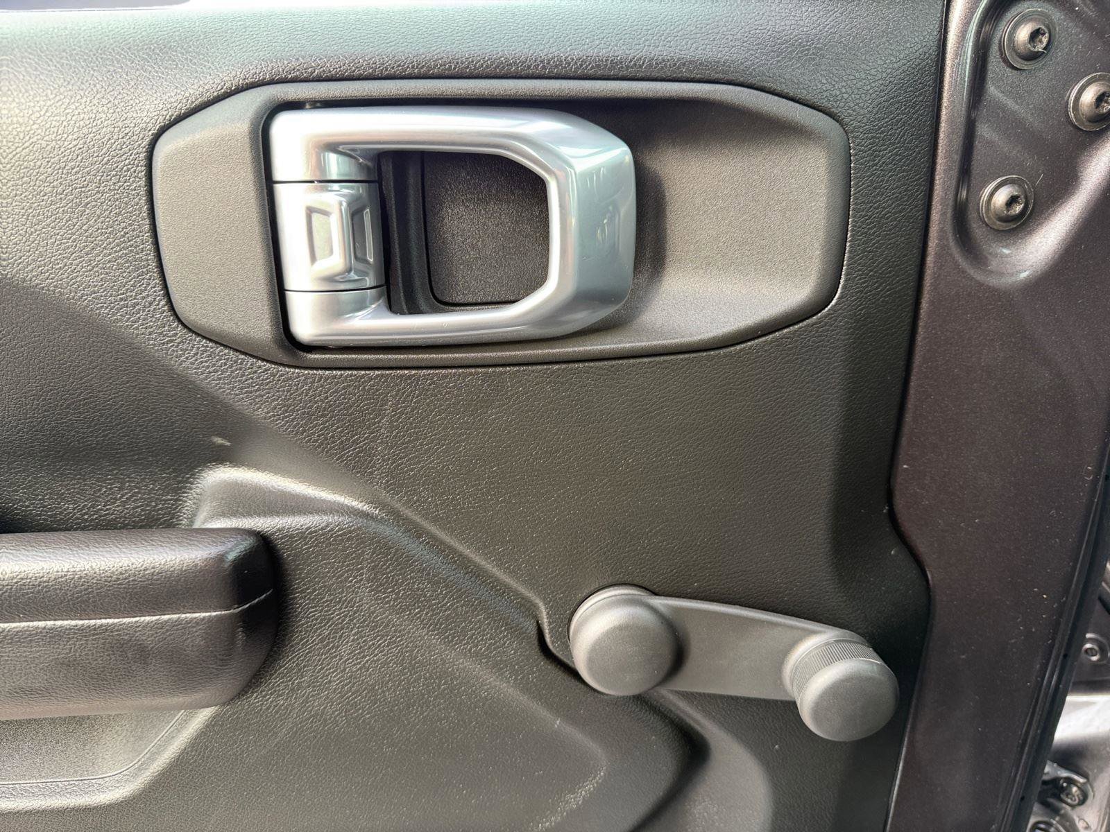 Used 2021 Jeep Wrangler Sport image 18