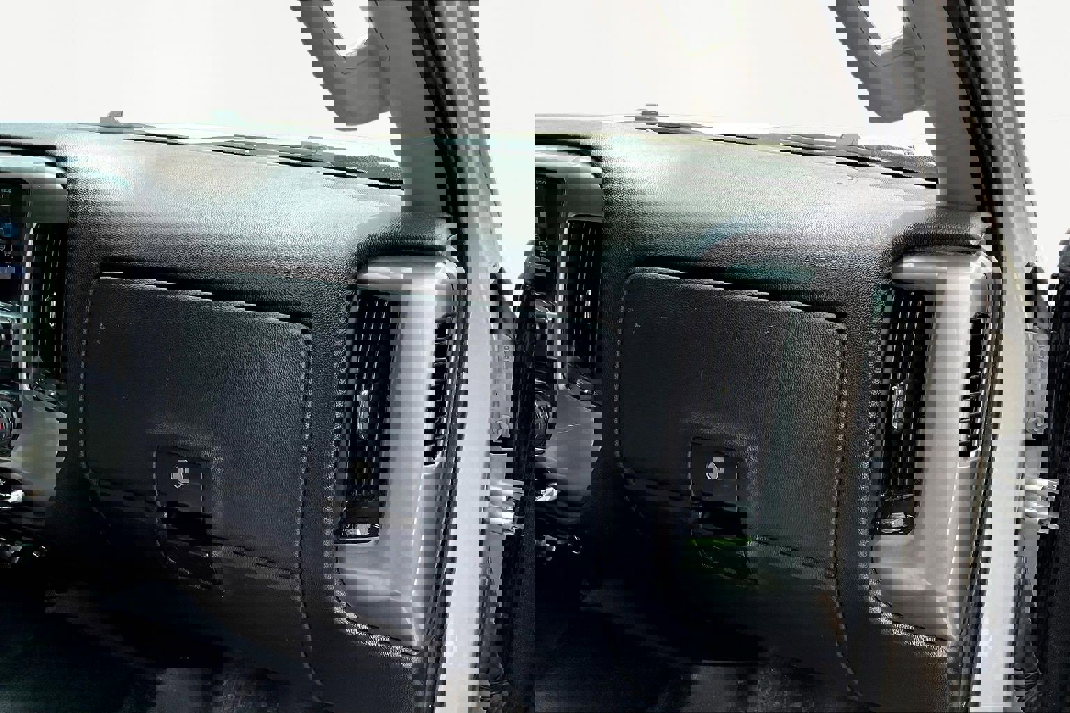 Used 2019 Chevrolet Silverado 2500 LT image 27