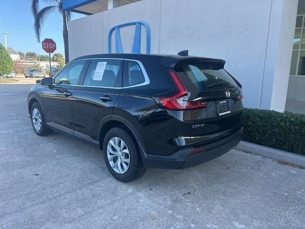 Used 2023 Honda CR-V LX image 6