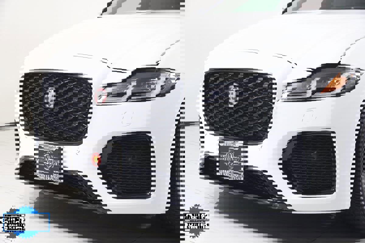 Used 2023 Jaguar XF R-Dynamic SE image 87