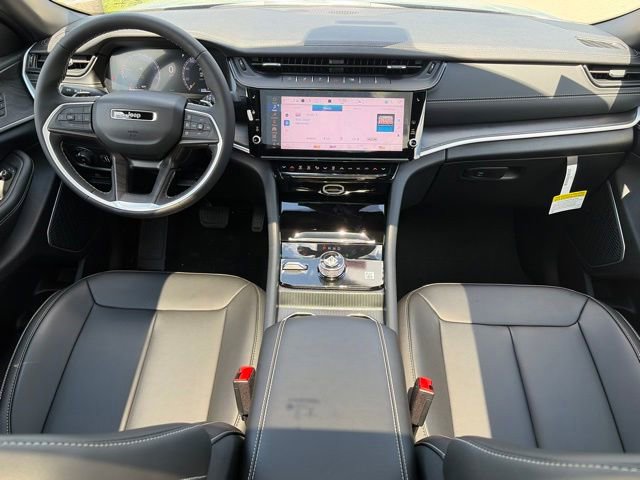 New 2026 Jeep Grand Cherokee Limited AWD/4WD image 36