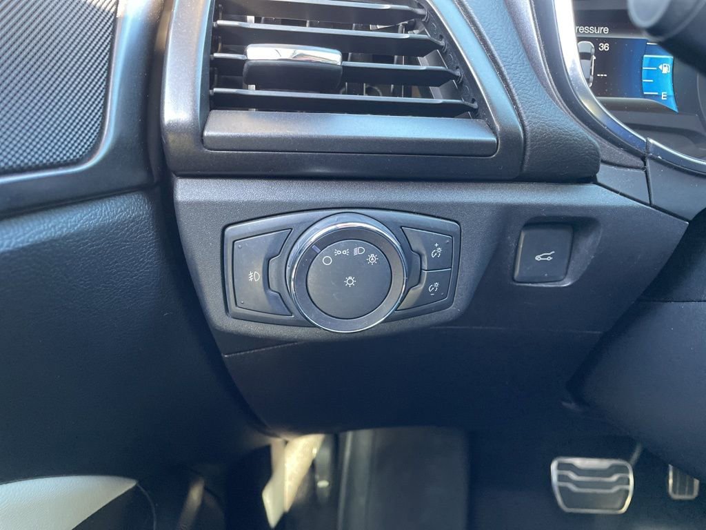 Used 2018 Ford Fusion Titanium AWD/4WD image 25