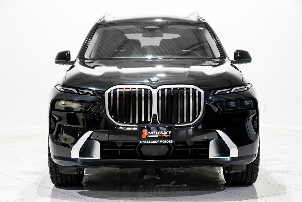 Used 2024 BMW X7 xDrive40i AWD/4WD image 2