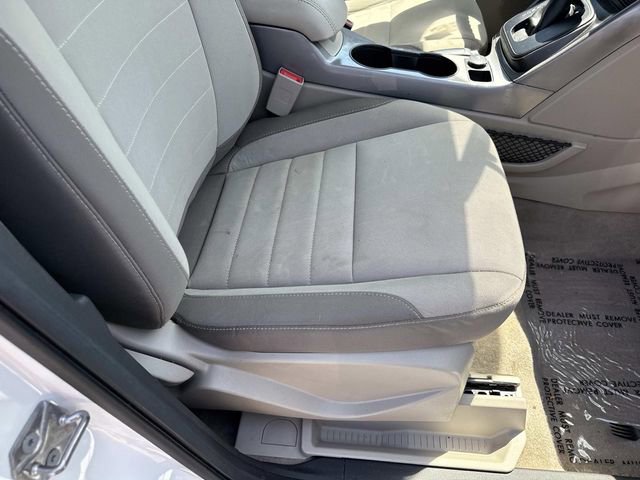 Used 2016 Ford Escape SE FWD image 10