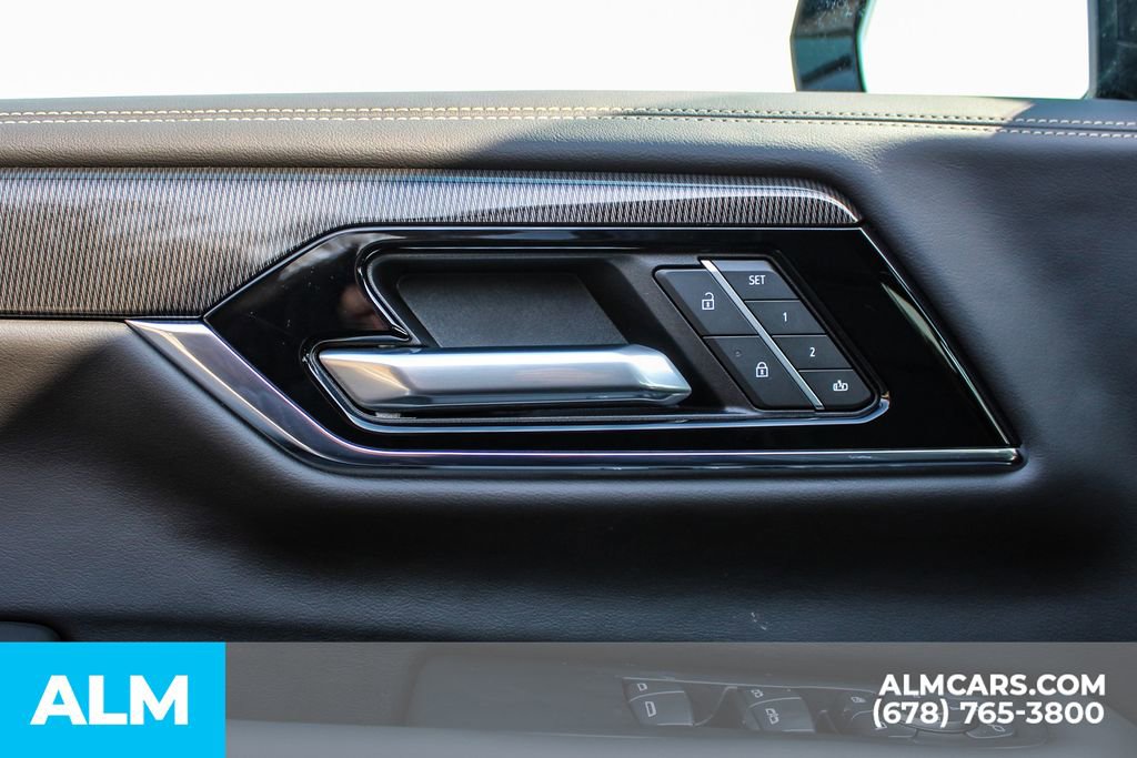 Used 2026 GMC Yukon XL Elevation image 39