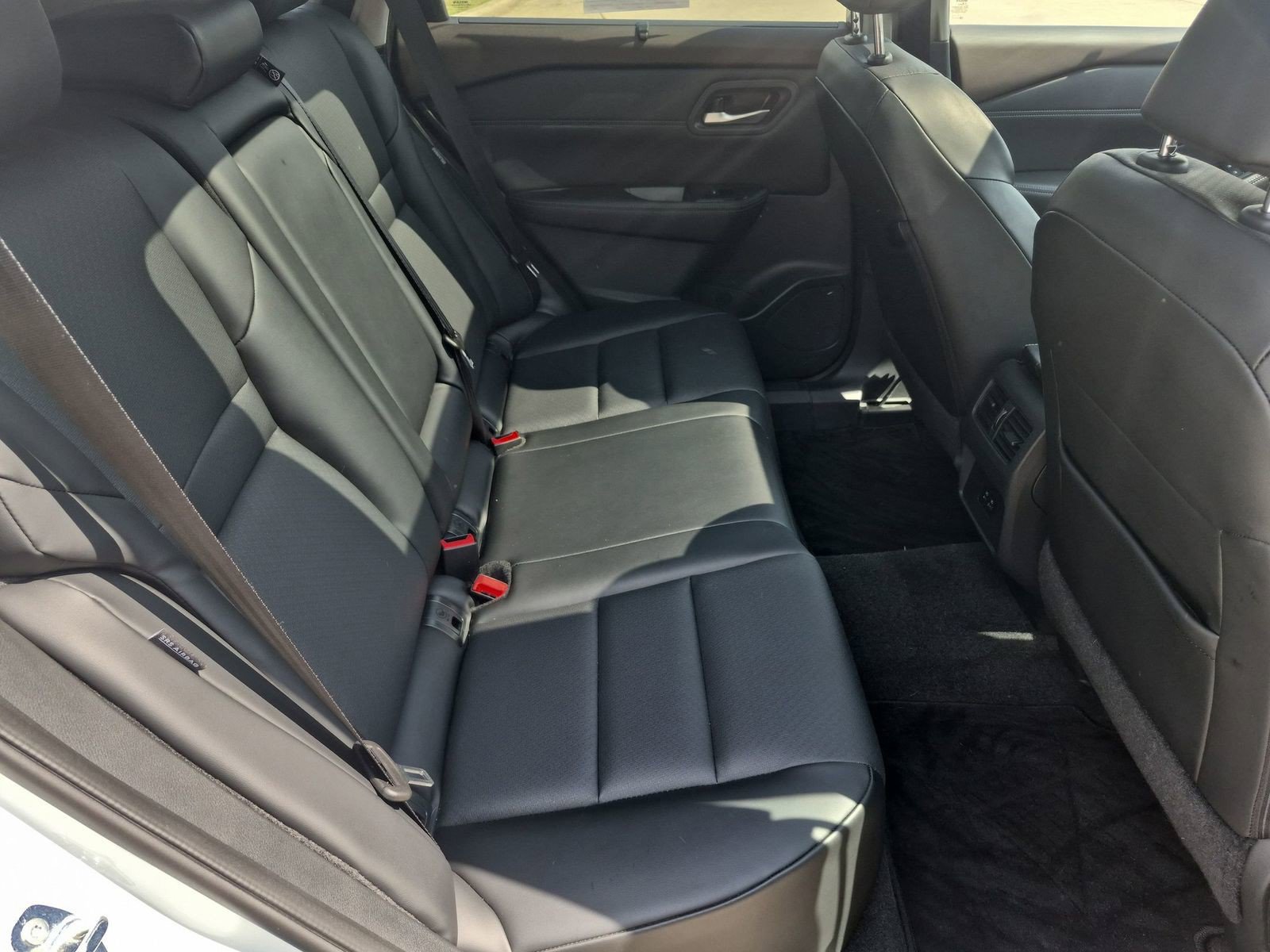 Certified 2023 Nissan Rogue SV w/ SV Premium B Package AWD/4WD image 36