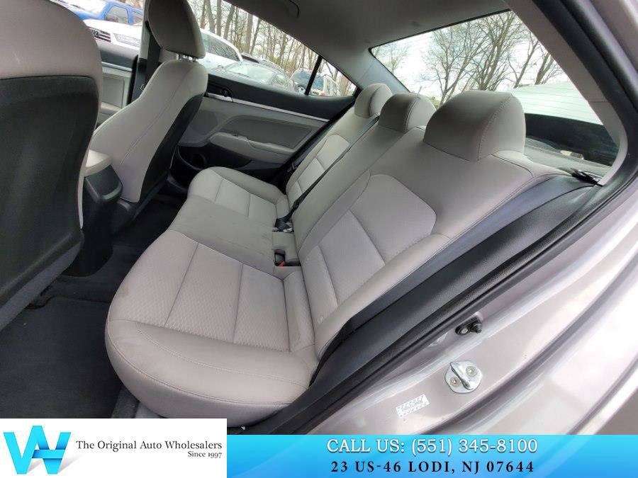 Used 2020 Hyundai Elantra SEL image 12