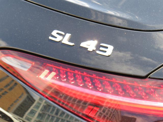 Used 2024 Mercedes-Benz SL 43 AMG w/ Loaded Compartment Package image 32