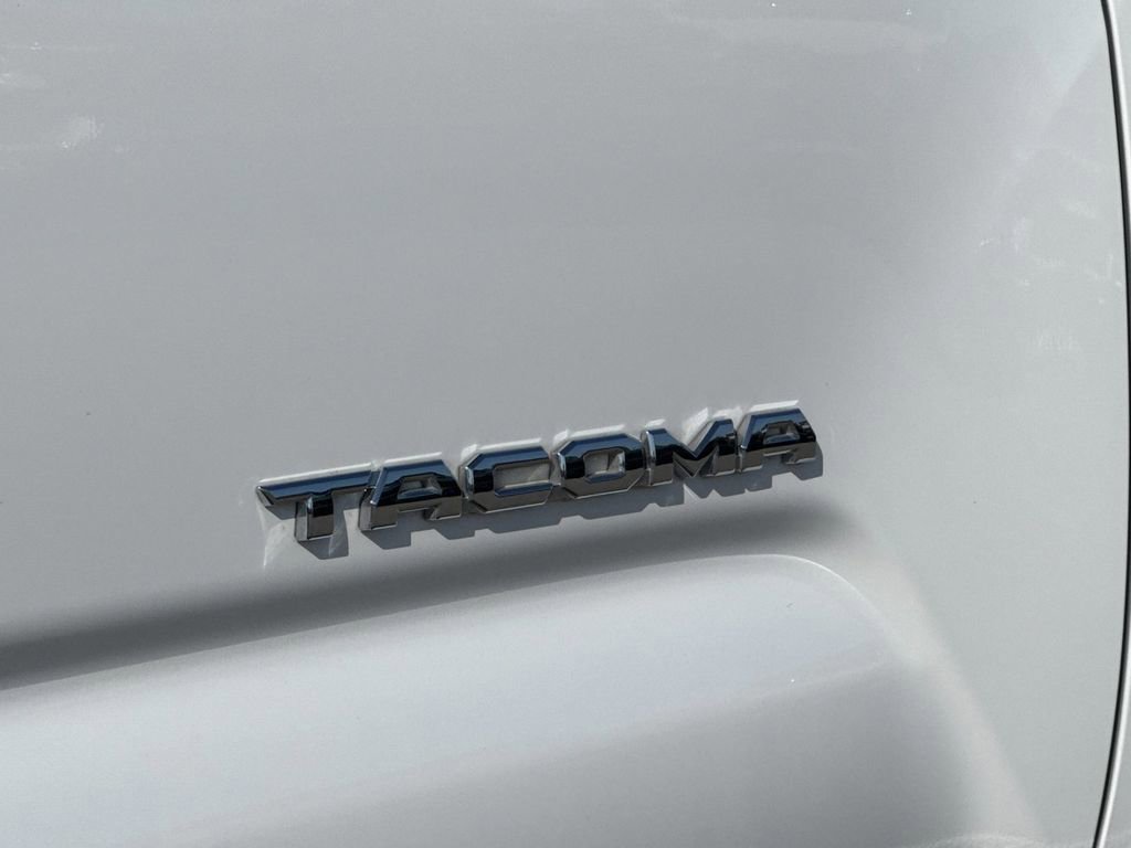 Used 2023 Toyota Tacoma SR5 RWD image 31