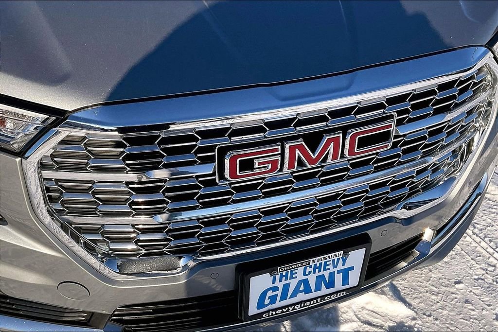Used 2024 GMC Terrain Denali image 31