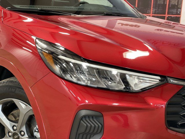 Used 2024 Ford Escape ST-Line AWD/4WD image 11