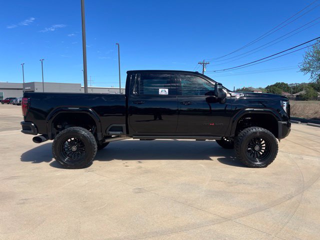 Used 2025 GMC Sierra 2500 AT4 w/ AT4 Premium Plus Package AWD/4WD image 8