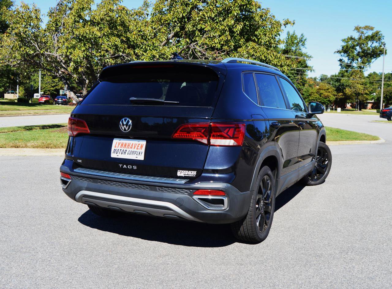 Used 2022 Volkswagen Taos SE image 4