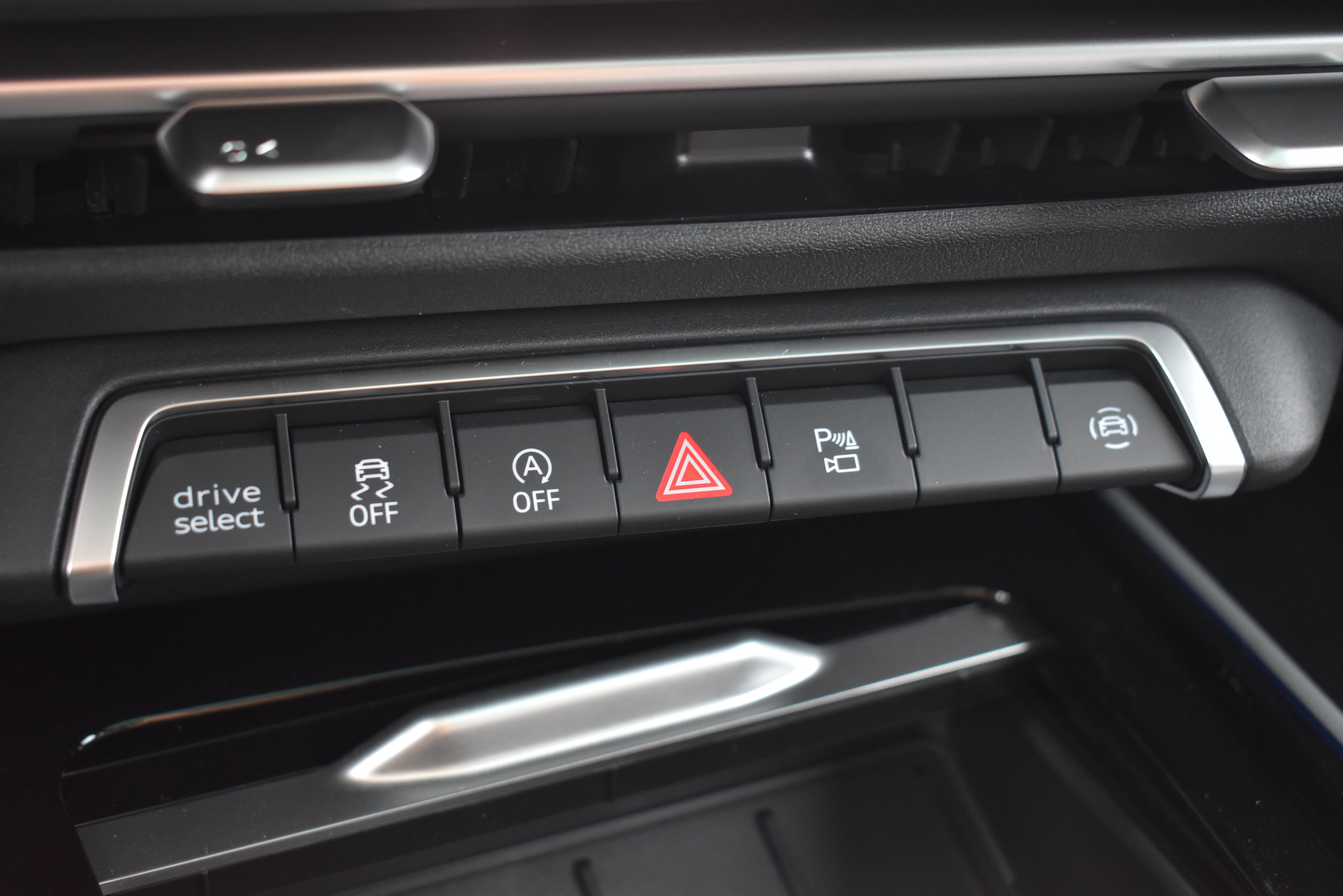New 2026 Audi Q3 quattro 2.0T AWD/4WD image 16