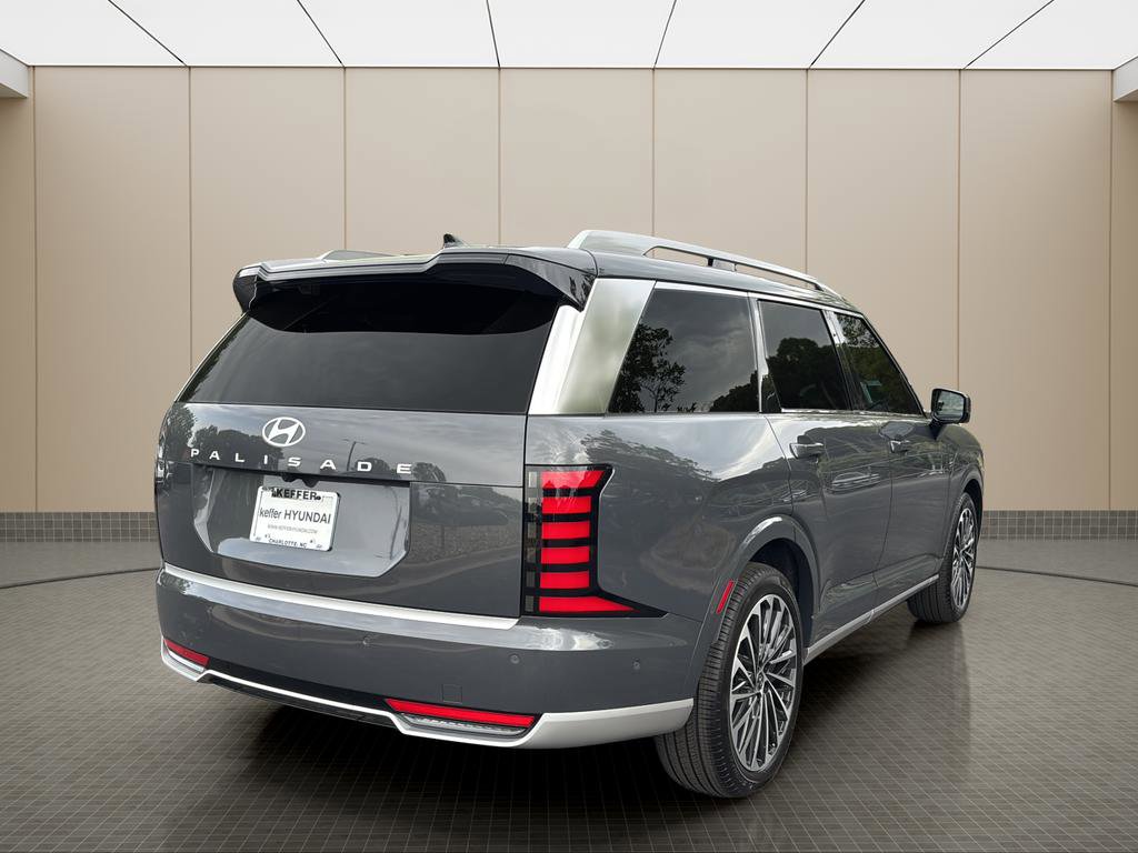 Used 2026 Hyundai Palisade Calligraphy FWD image 5