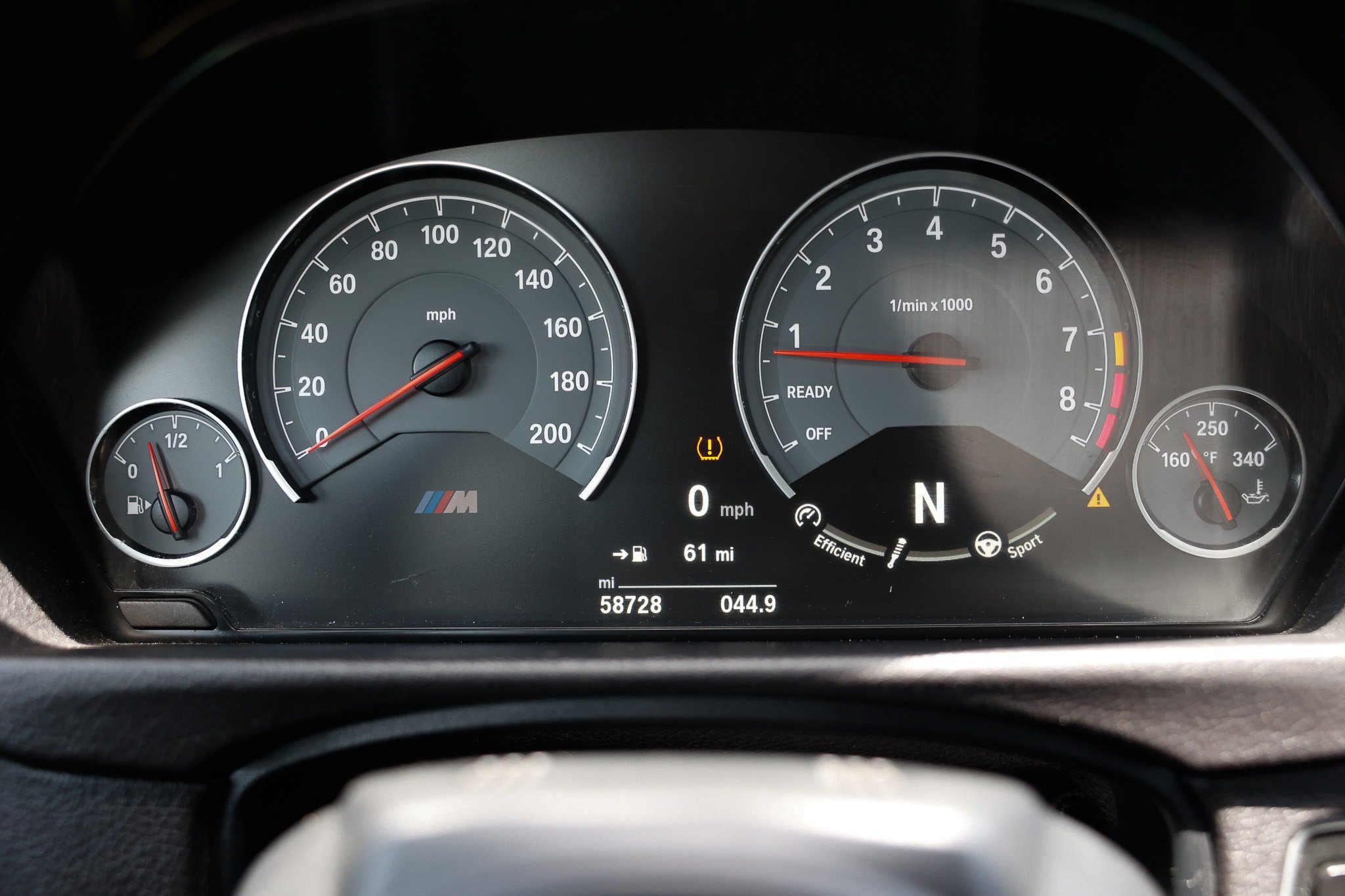 Used 2016 BMW M4 Convertible RWD image 32