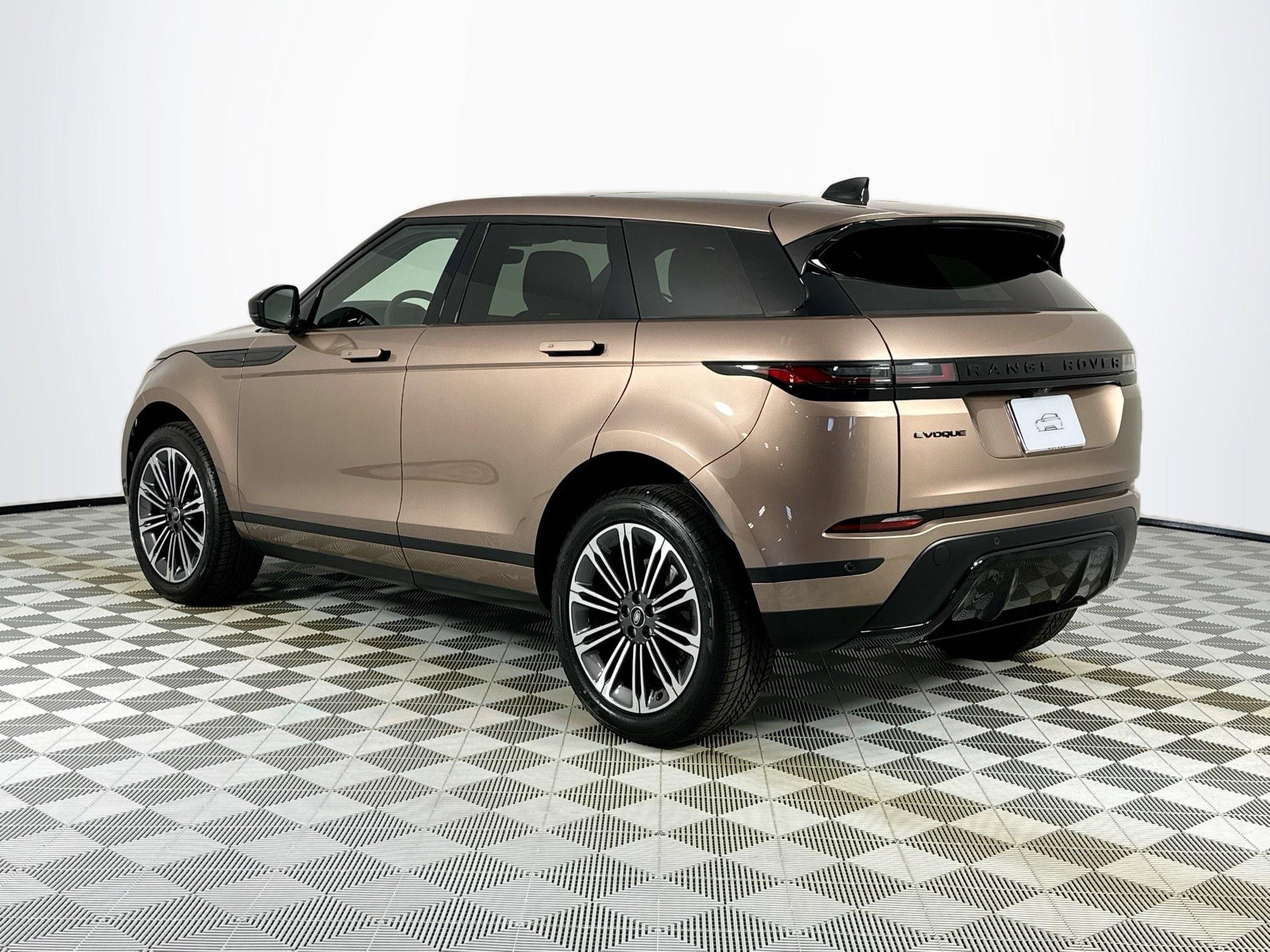 Used 2026 Land Rover Range Rover Evoque S image 7