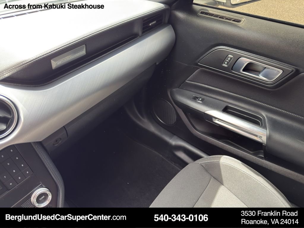 Used 2022 Ford Mustang GT image 25