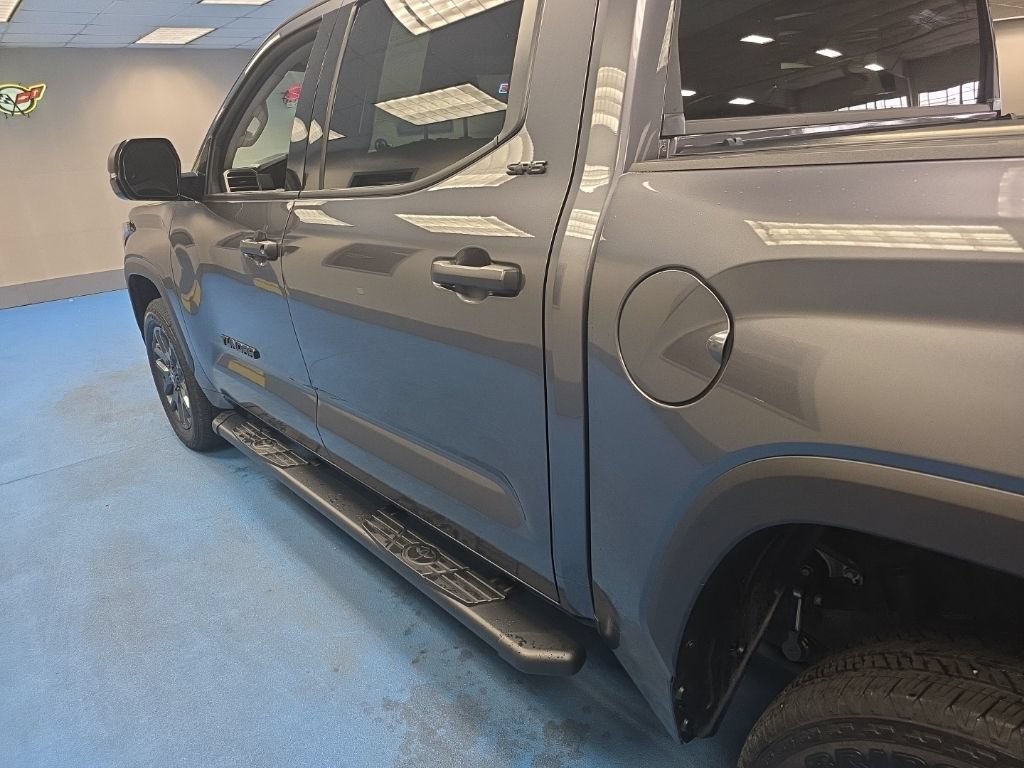 Used 2023 Toyota Tundra SR5 w/ SR5 Convenience Package AWD/4WD image 7