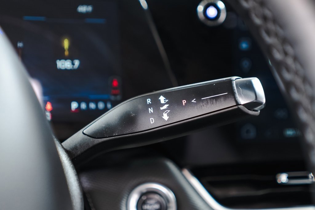 Used 2025 Chevrolet Equinox LT image 22