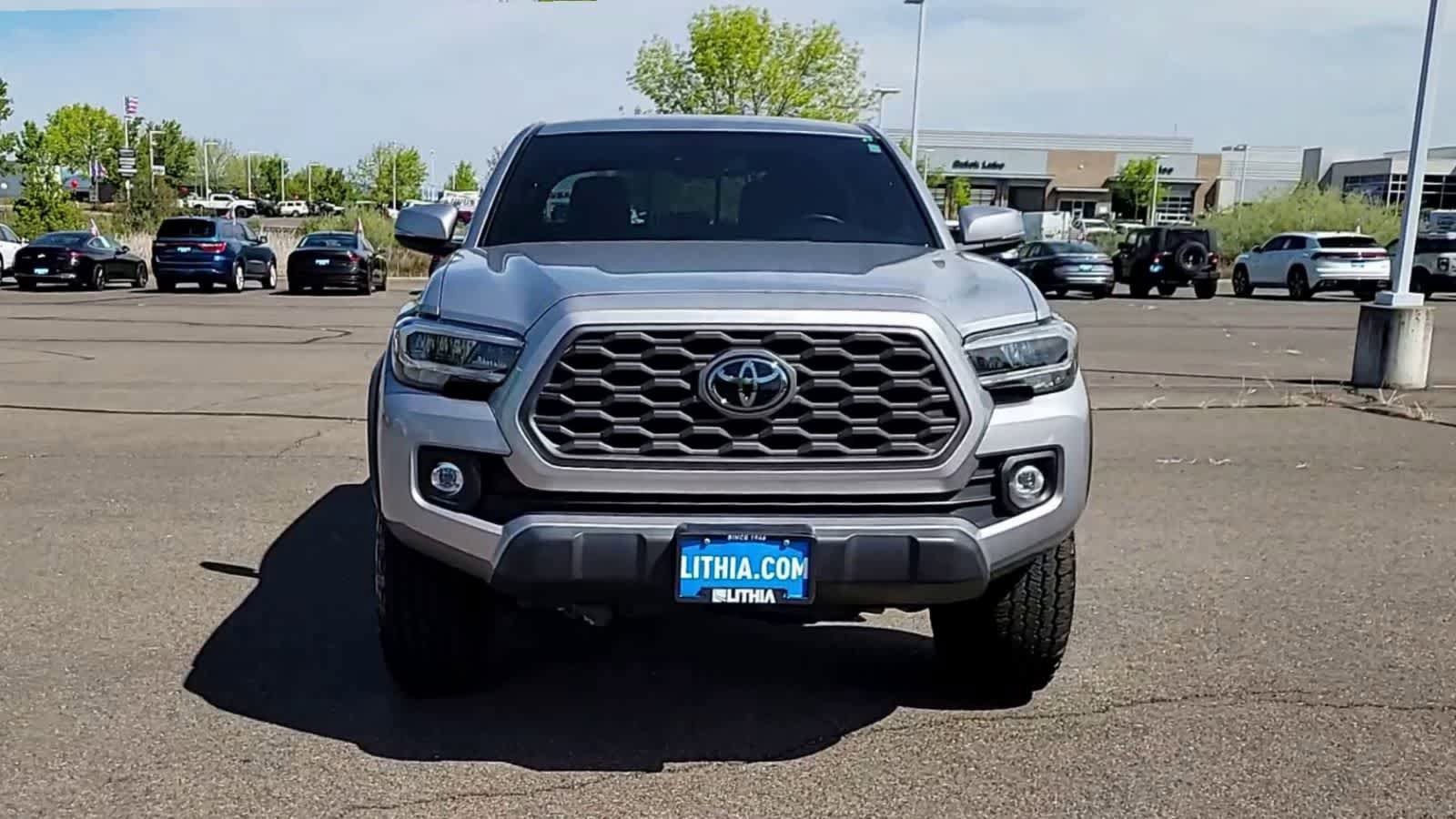 Used 2021 Toyota Tacoma TRD Off-Road AWD/4WD image 3